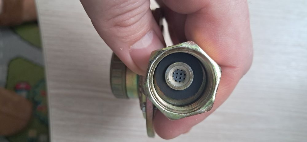 Газовий редуктор з регулюванняв 22-70mbar