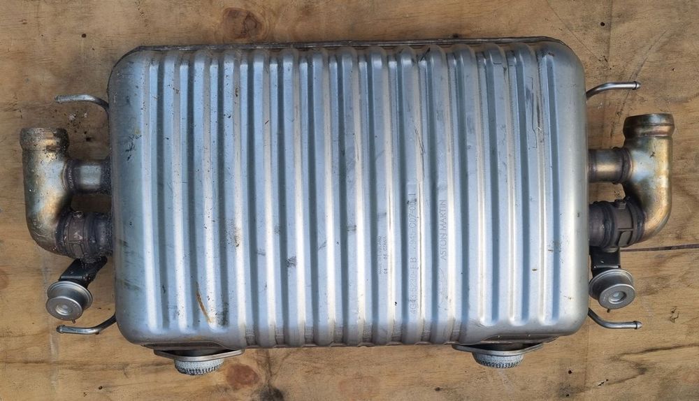 aston martin db9 dbs tłumik końcowy wydech klapki 4g43-5230-fb