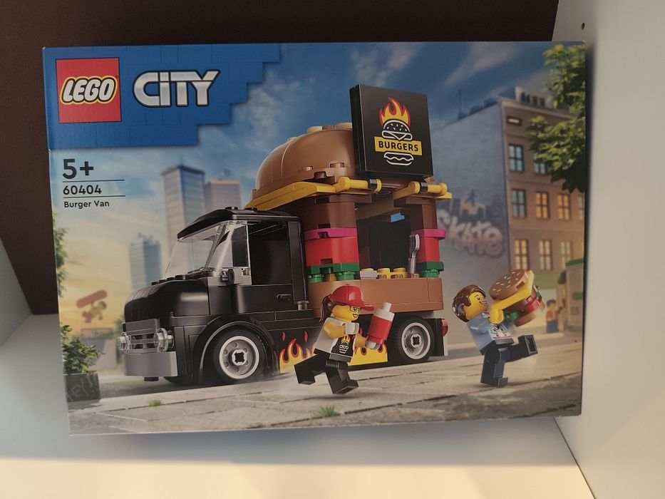 LEGO® City Ciężarówka z burgerami (60404).