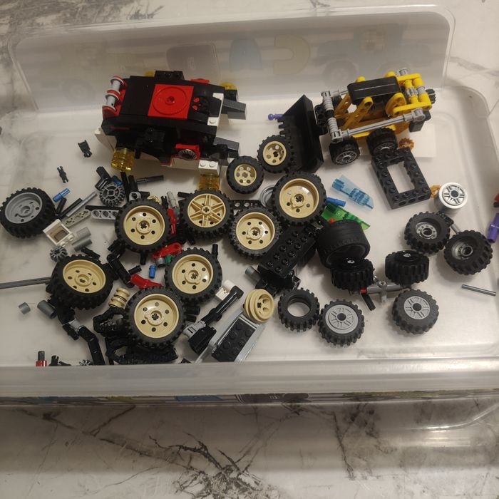 Lego technic, сумісне з оригіналом. Ціна за всі фото.
