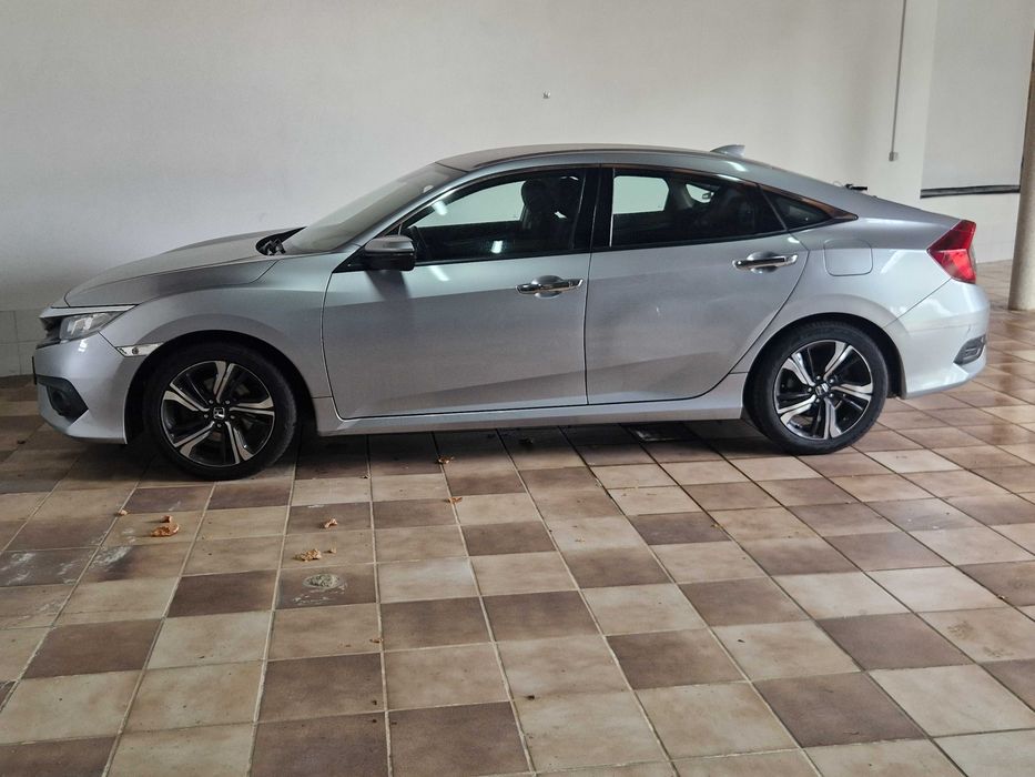 Honda Civic 1.5 182CV
