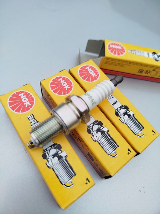 Продам свечи новые