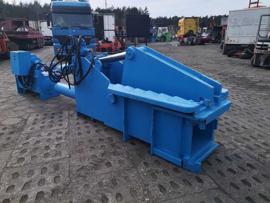 Prasa do złomu * kostkarka * nożyce 1000 t - 22 kW * import Niemcy