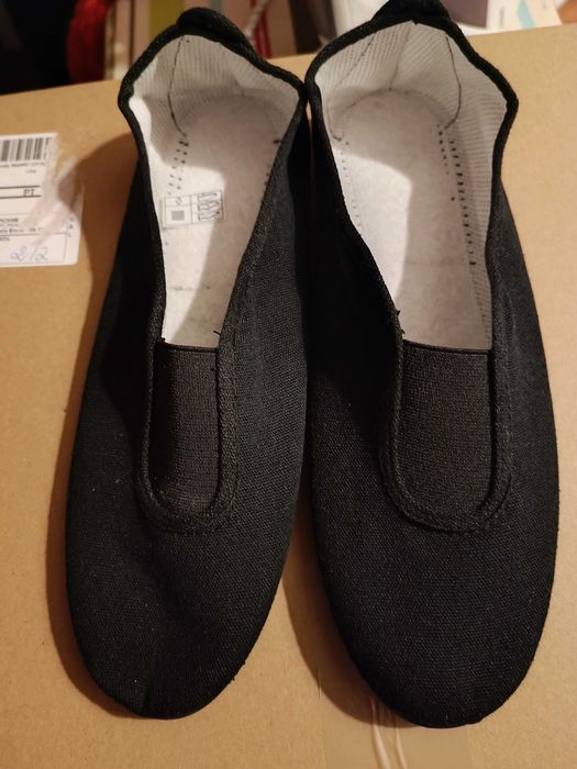 Calçado de senhora novo