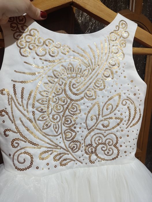 Дитячі святкові сукні