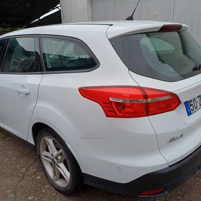 Vendo Ford Focus Titanium impecável 2015