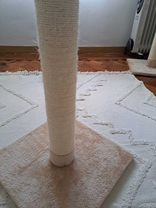 Arranhador de gato NOVO