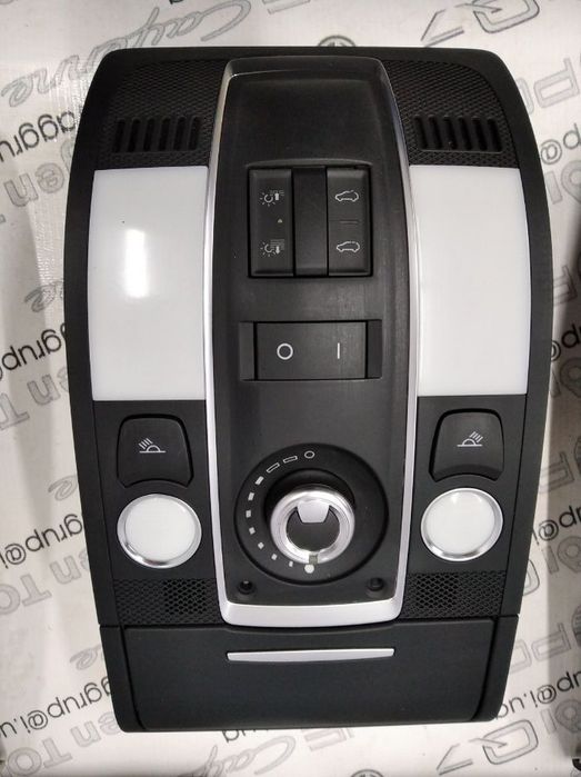Плафон Светильник в потолок Подсветка Audi Q7 Ауді Кю7 2006 - 2015