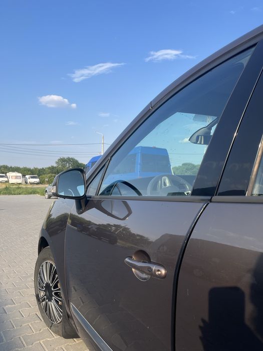 Reno grand scenik 3 2012