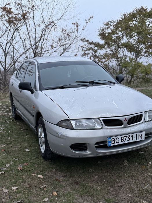 Mitsubishi Carisma 1998 митцубиси каризма