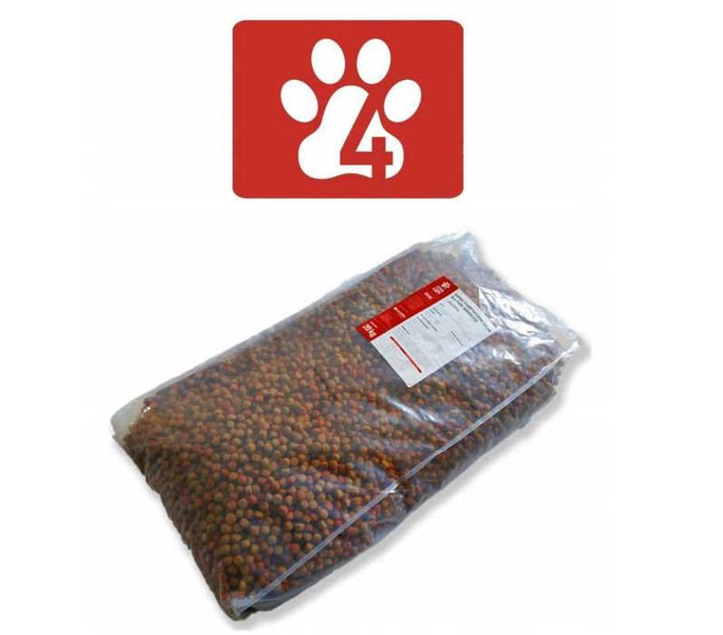Karma dla psa CZTERY ŁAPY 20 kg, wołowina