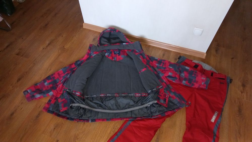 Лыжный костюм на флисе  Xl ,50р ,Mountain Warehouse на  175+см