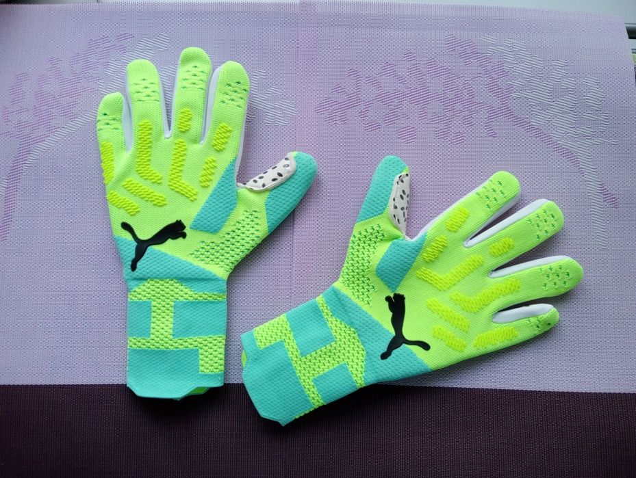 Воротарські рукавиці / Перчатки воротарські