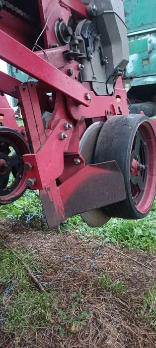 Продам сівалку Вега 8 профі.          .