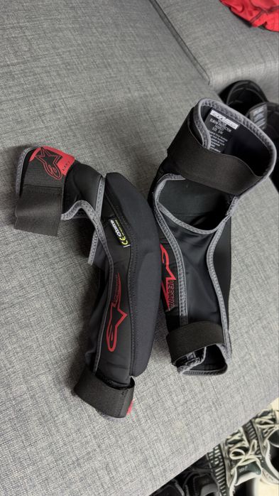 Cotoveleiras alpinestars