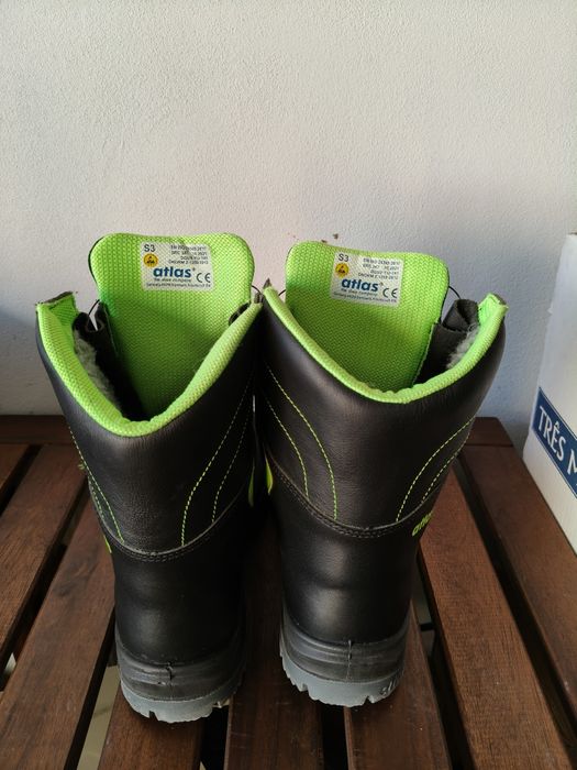 Botas de trabalho64284918523393123