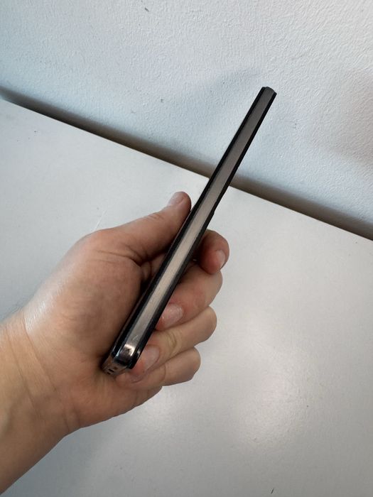 Huawei P8 Lite (ALE-L21) — не включается, на запчастини