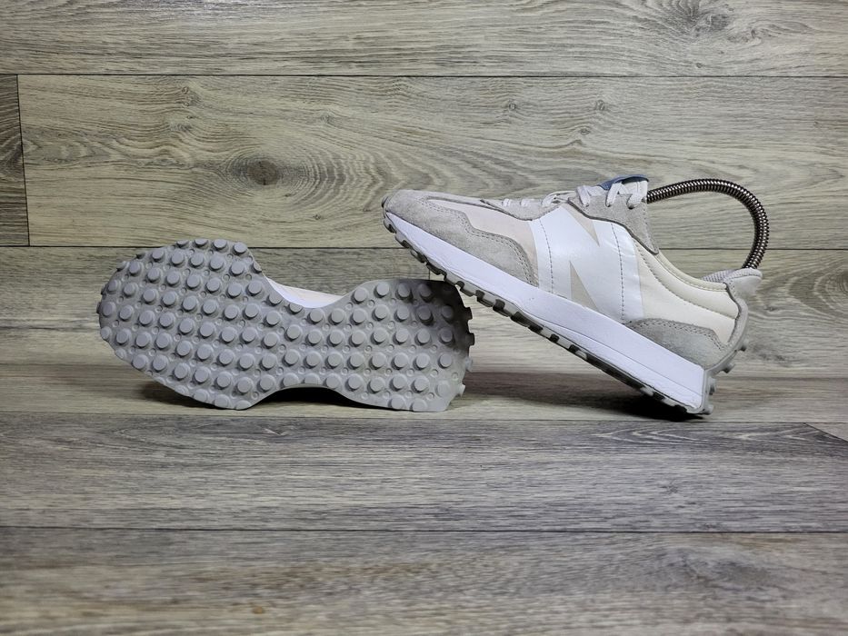Кросівки New Balance Beige 327 (р. 37.5) кроси нью баланс