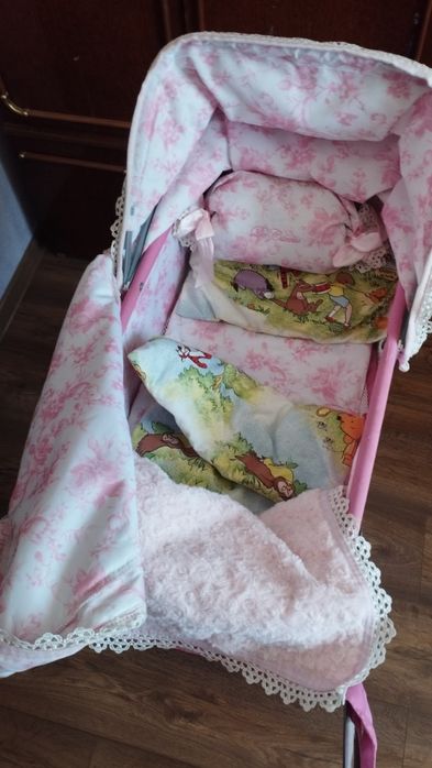 Дитяча коляска для ляльок