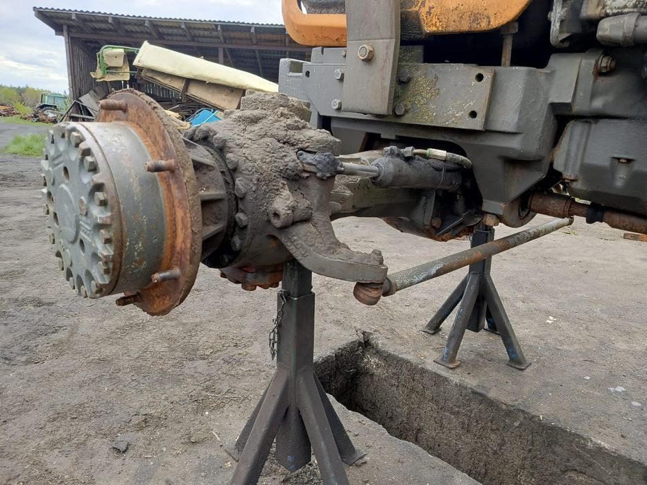 Części do przedniego napędu Renault 70.34/ 80.34/ 90.34 itp