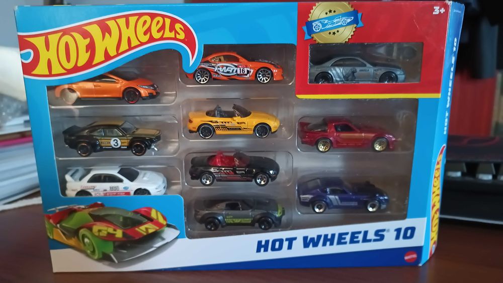 10 pak oryginalnych autek hot wheels