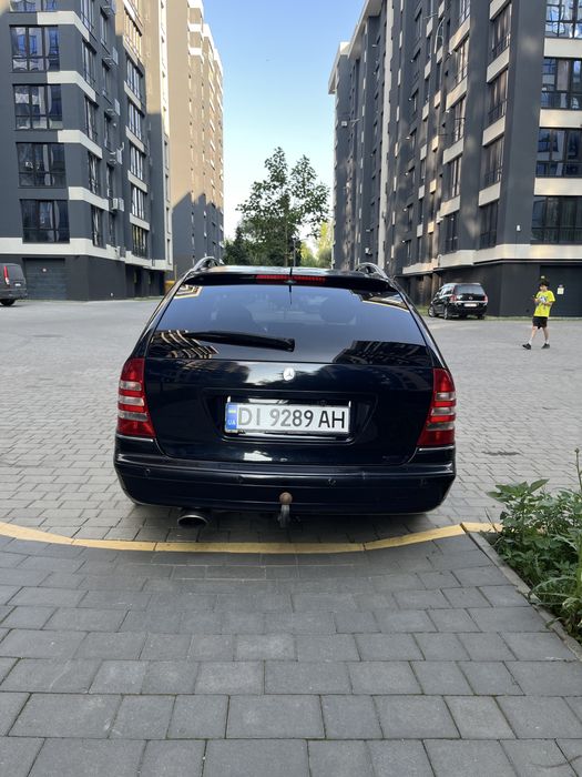 MERCEDES-BENZ C 230 2004 VIN WDB2032401F594202 фото оголошення 2 з 22