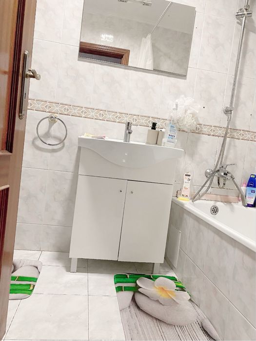 Aluga-se quarto em Trajouce