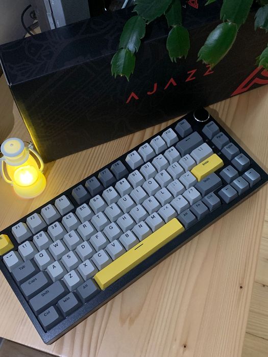 Механічна клавіатура Ajazz ak820 75%