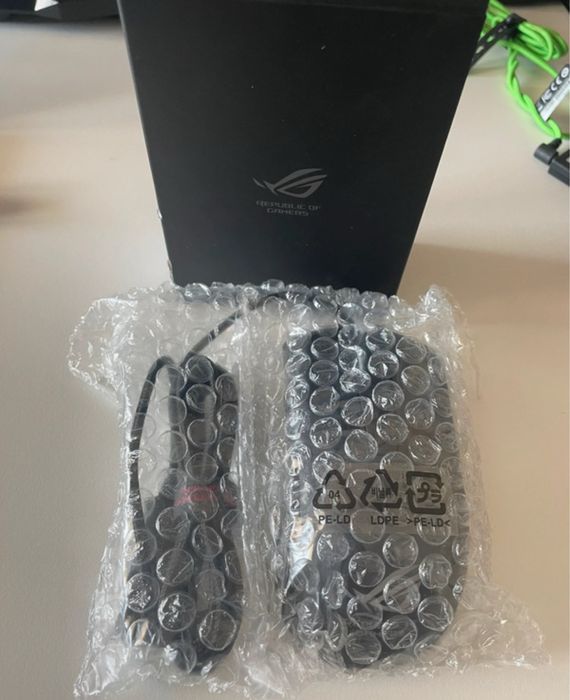 Asus gt300 rato novo