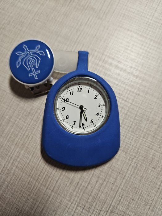 Оригінальний медичний годинник медсестри Kimetec CLIPwatch (Німеччина)