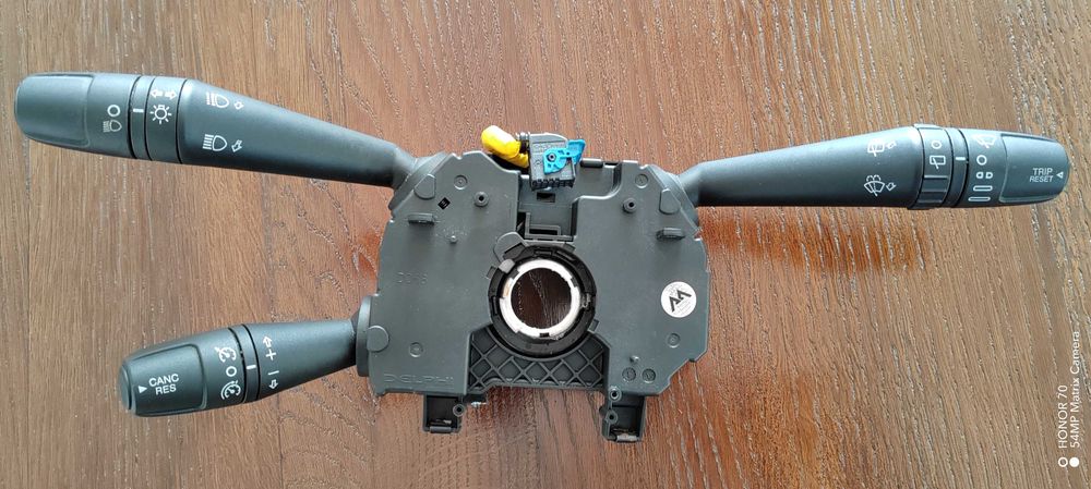 Przełącznik zespolony Fiat 500L