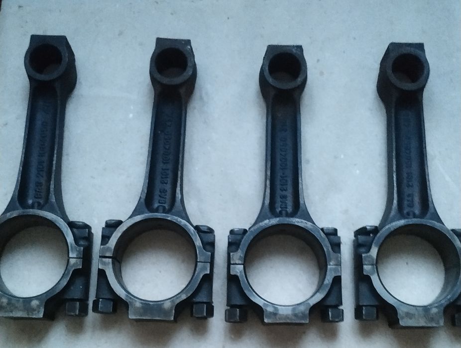 Шатуны на ВАЗ 2101.