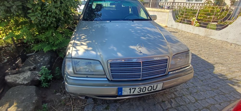 Mercedes benz c220