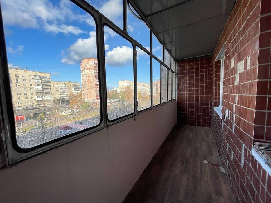 Продаж 4-х кімнатної м.Бровари, Київська область