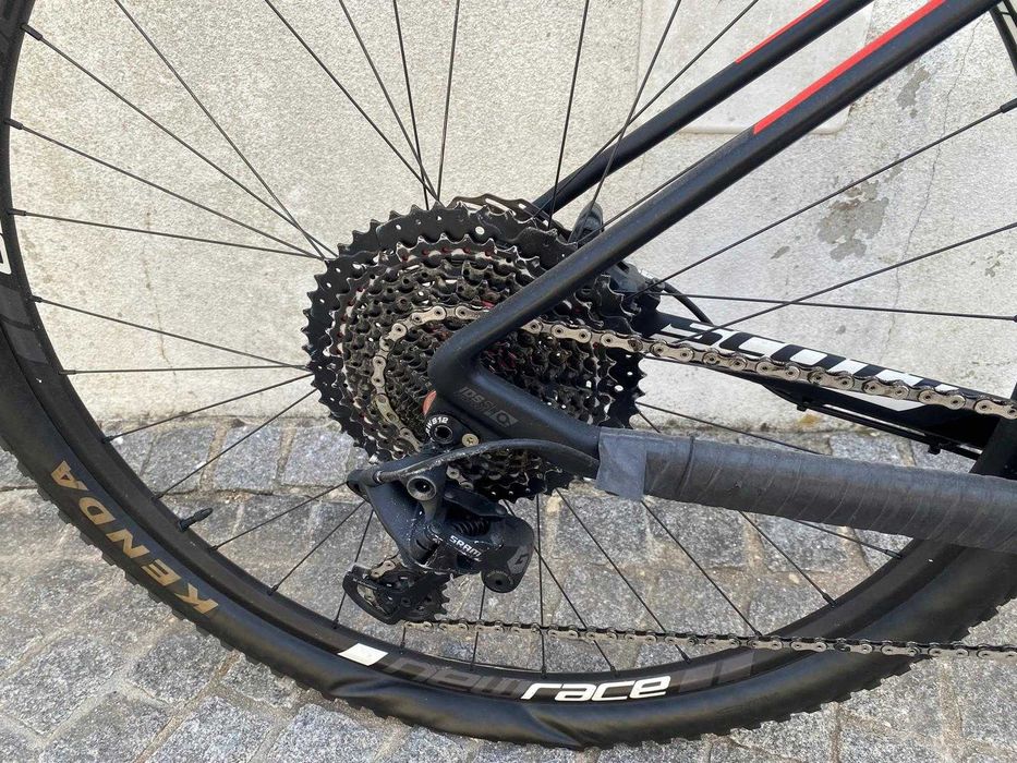 bicicleta de btt roda 29 em carbono