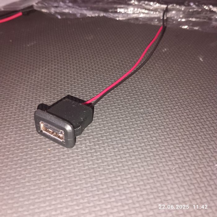 Адаптер  переходник VGA на HDMI/VGA+Аудио 3,5мм (A-VGA-HDMI-02)