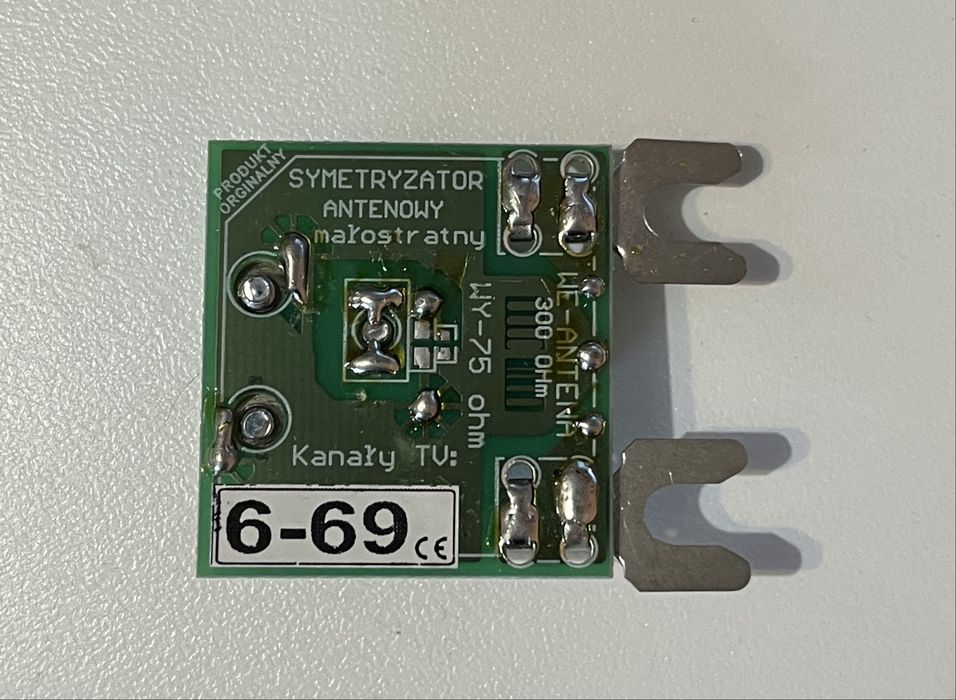 Symetryzator antenowy małostratny Badmor