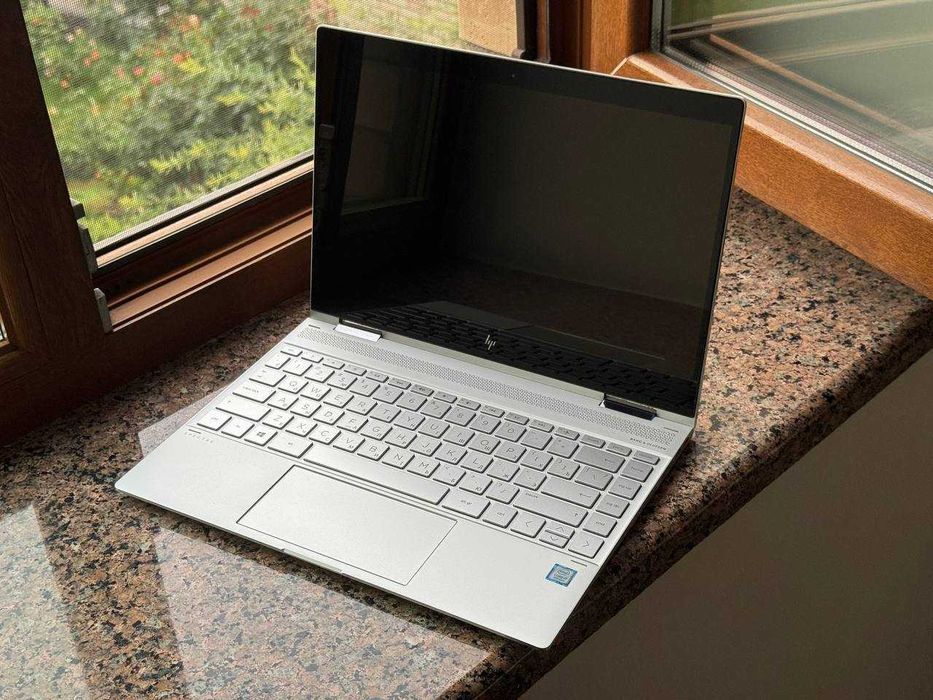 hp spectre x360 15 - купити ноутбуки - Ціна на OLX.ua