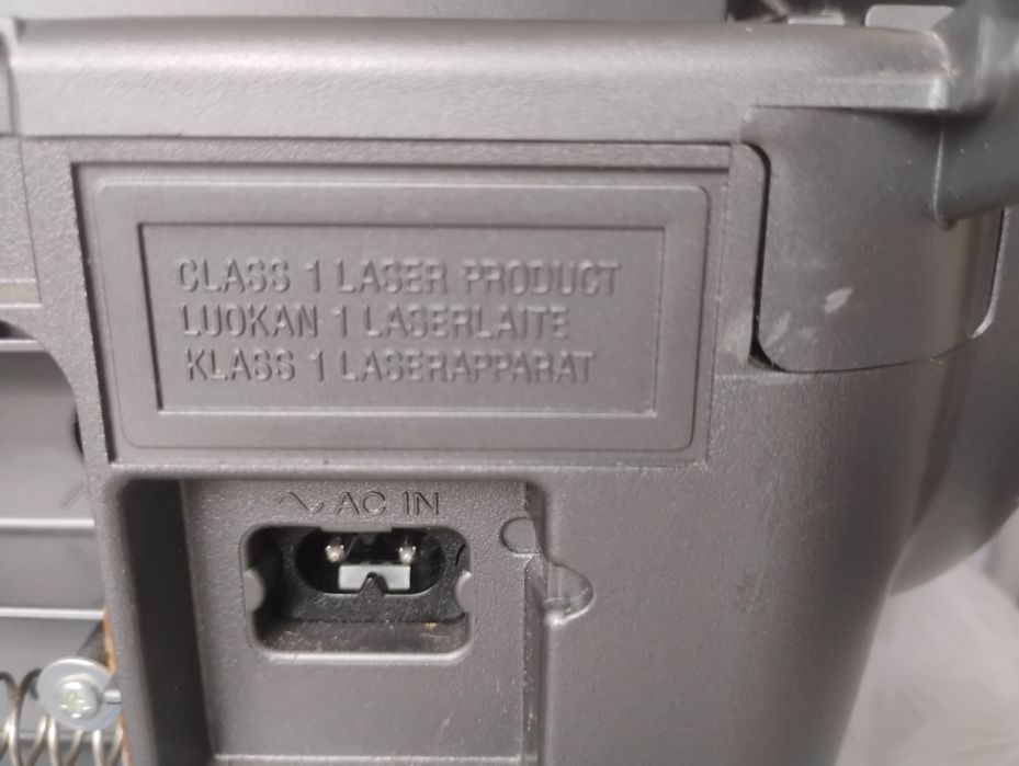 Sony CFD-V17 Boombox AM/FM радіоприймач CD-касетний магнітофон