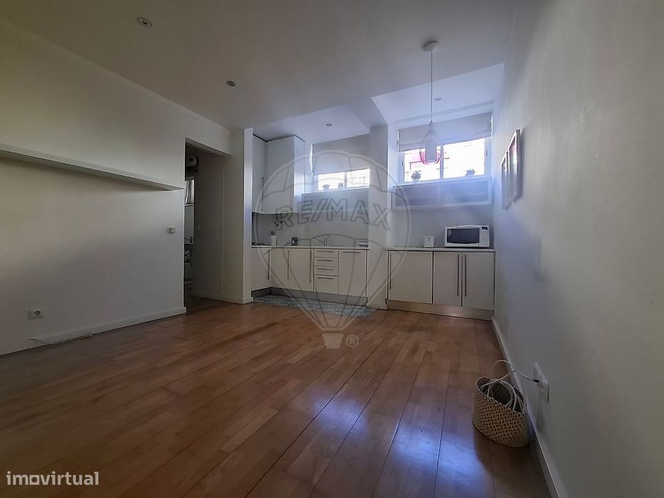 Apartamento T1 para arrendamento
