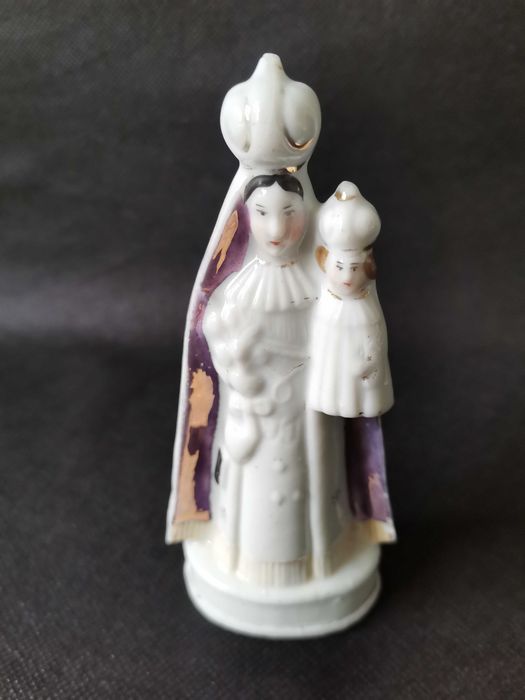 Stara przedwojenna figurka Matka Boska z Dzieciątkiem porcelana Śląska