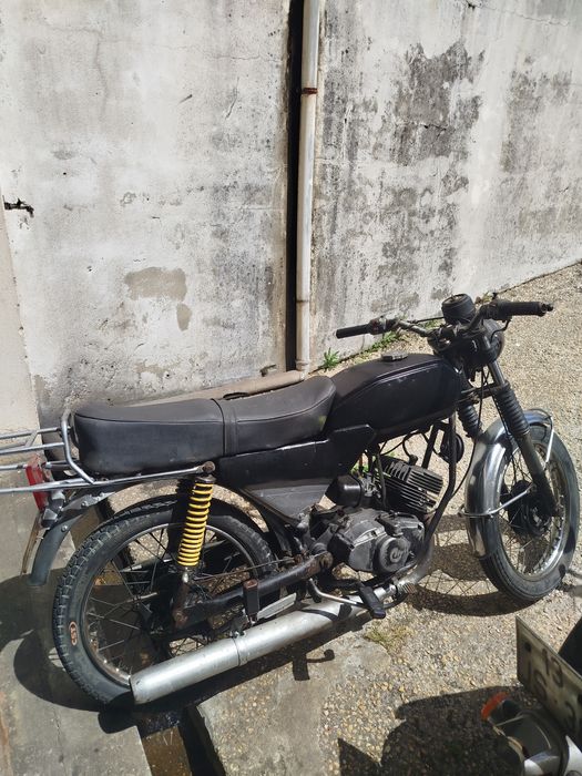 Motorizada fundador com documentos