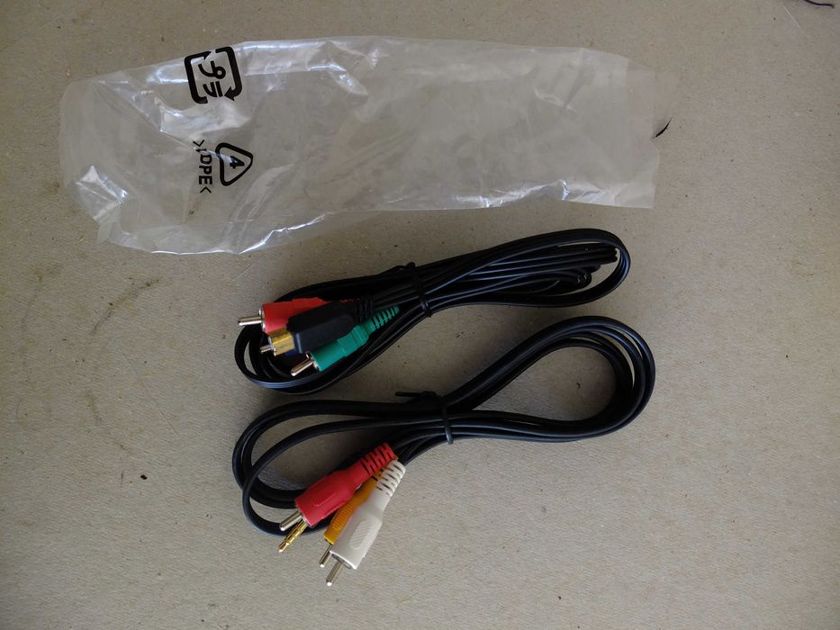 2 Cables (audio/video)64169656352642121