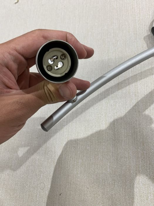 Candeeiro teto pouco usado pronto para nova vida