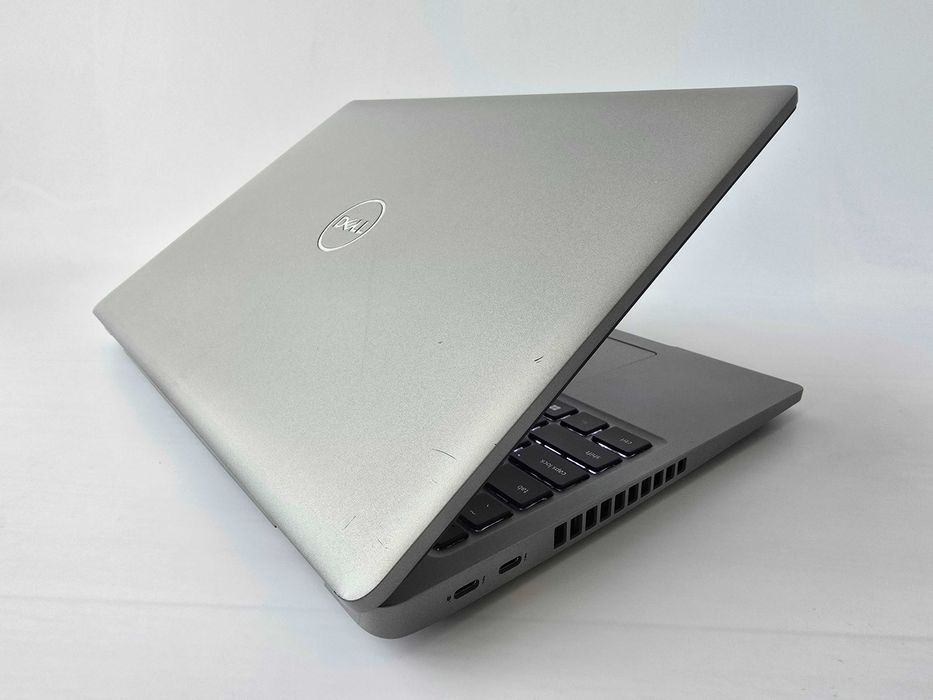 Dell Latitude 5520 I7 1185G7/Nvidia MX450/RAM 8GB/SSD 256GB/WIN 11