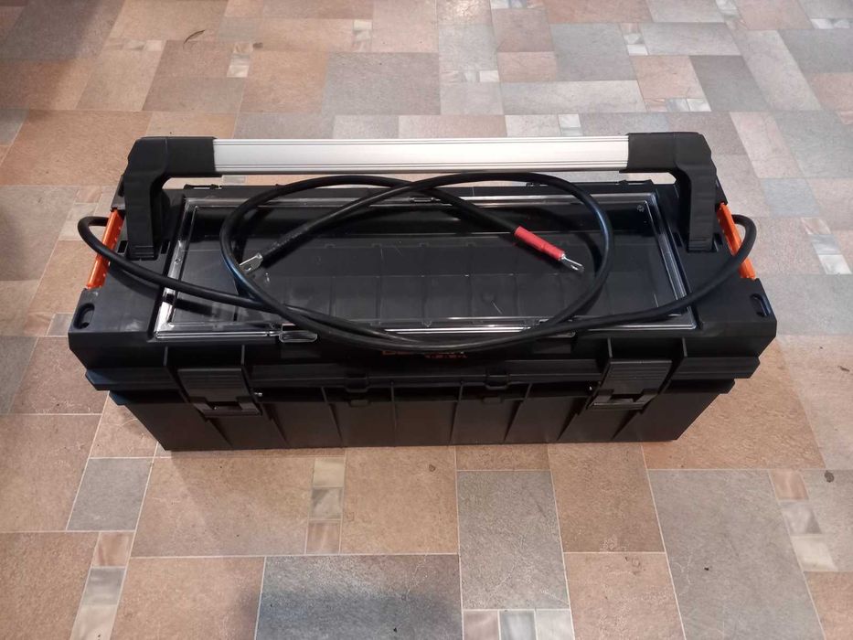 Акумуляторы литий-железо-фосфатные 5,4 кВтч/48В и 24 В. Новые.