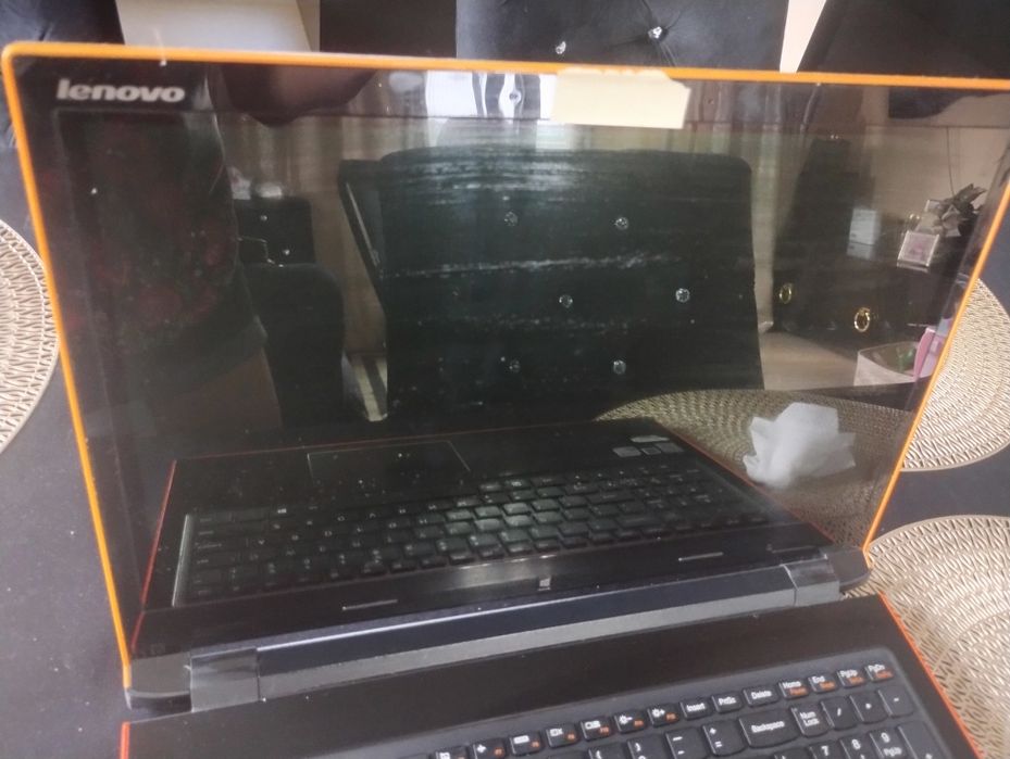Laptop Lenovo windows 10