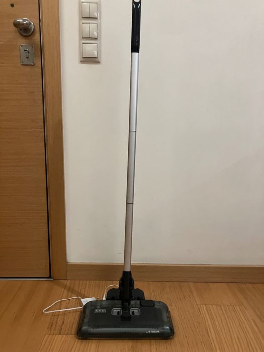 Vassoura Elétrica- BLACK+DECKER - Com Garantia
