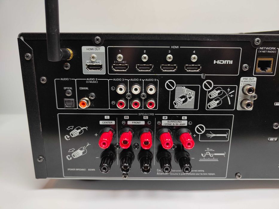 Yamaha TSR-400 amplituner 5.2 MusicCast