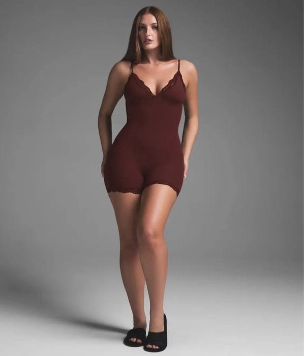 SKIMS комбінізон  FITS EVERYBODY LACE Triangle   Xs,m,L